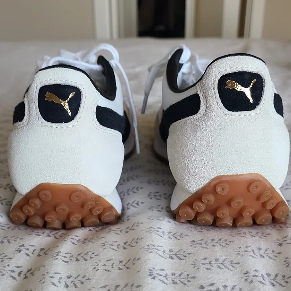 Puma Easy Rider White and Black Sneakers - Picture 2 of 8